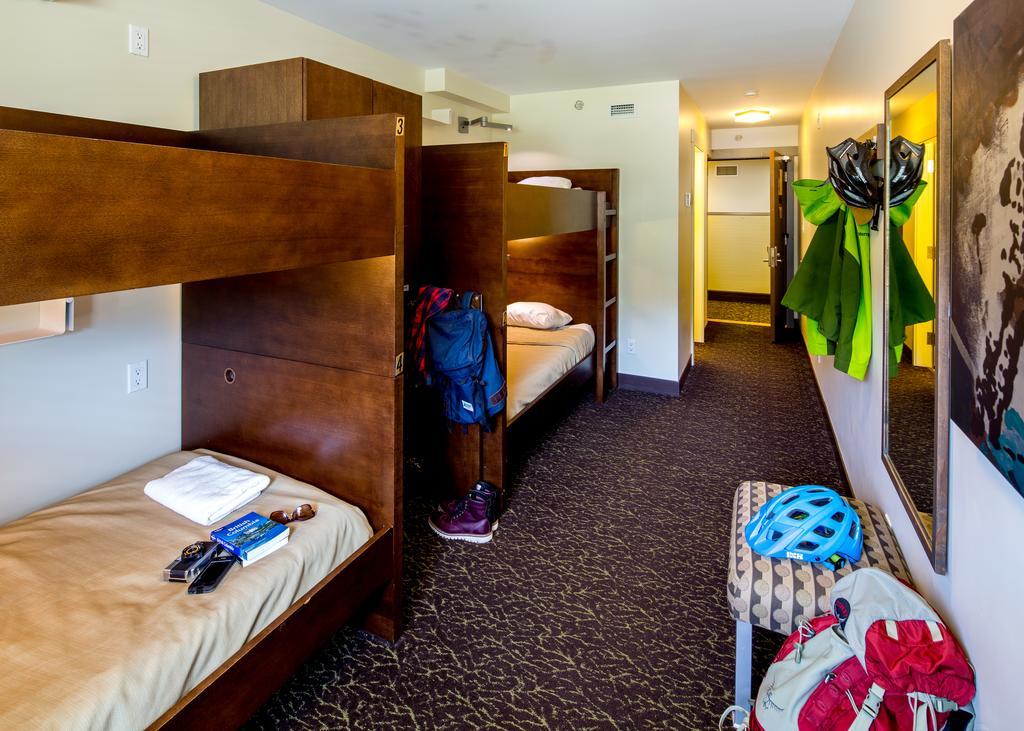 Hi Whistler - Hostel Exterior photo